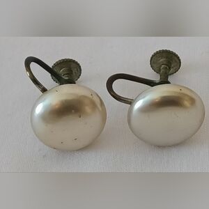 𝗝𝗮𝗽𝗮𝗻 𝗩𝘁𝗴.𝗙𝗮𝘂𝘅 𝗣𝗲𝗮𝗿𝗹 𝗕𝘂𝘁𝘁𝗼𝗻 𝗦𝗰𝗿𝗲𝘄 𝗘𝗮𝗿𝗿𝗶𝗻𝗴𝘀